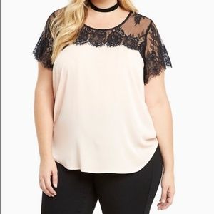 Torrid 5x silky baby pink top with black lace